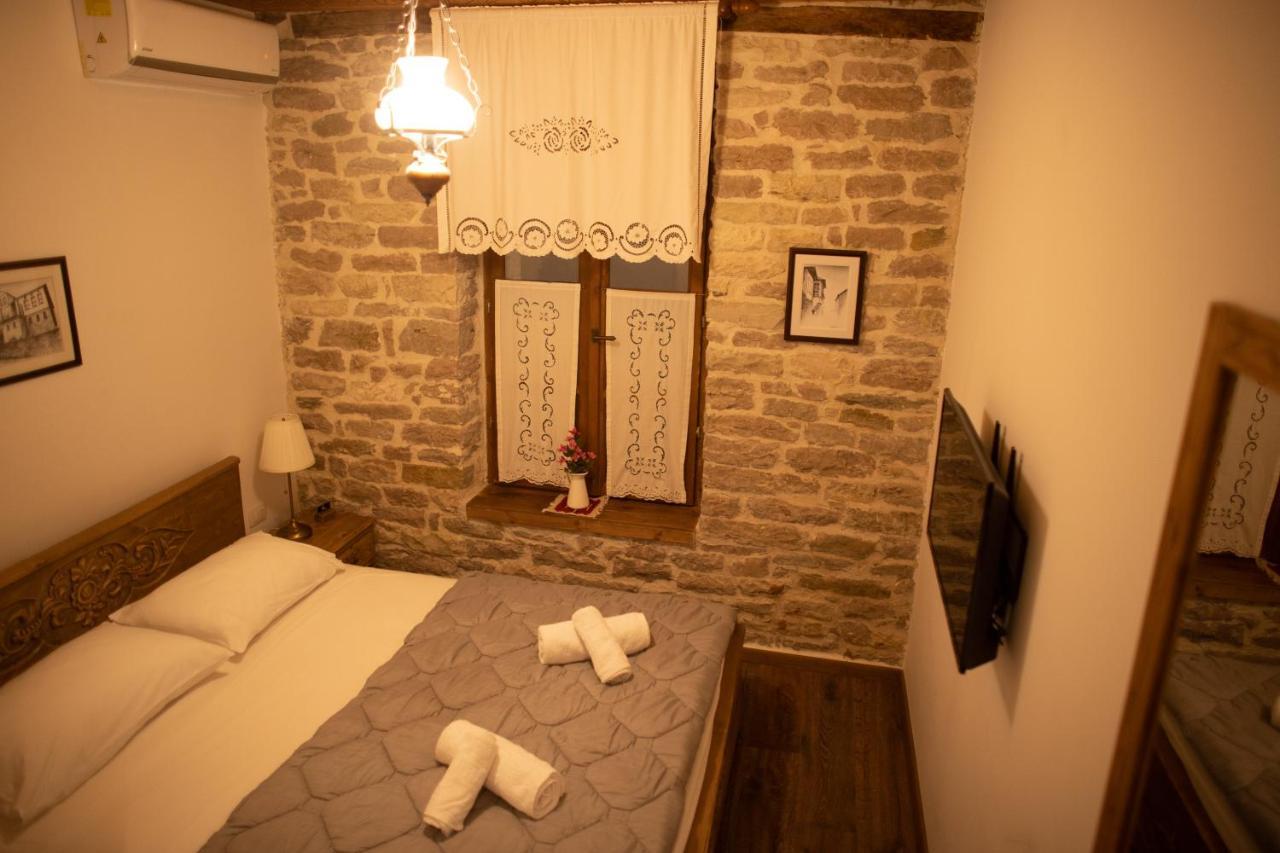 4 Rooms Since 1950 Gjirokastër Exteriör bild
