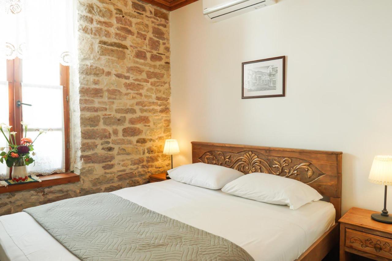4 Rooms Since 1950 Gjirokastër Exteriör bild
